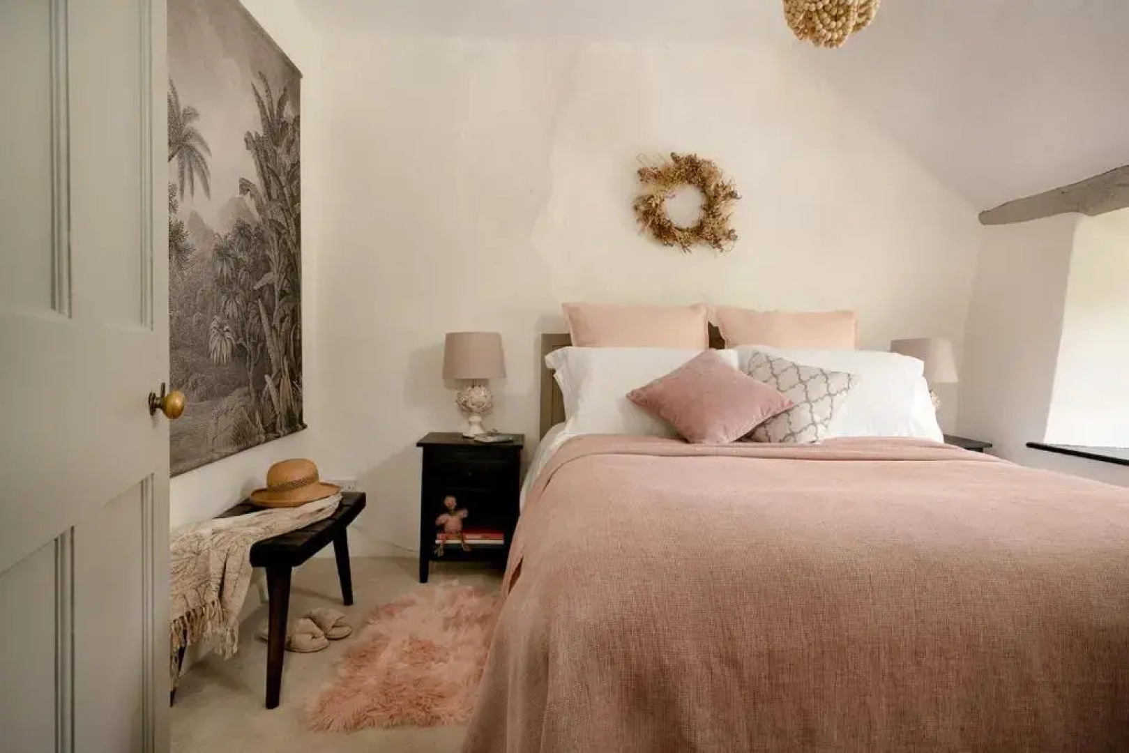 Weeke Brook - Quintessential thatched luxury Devon cottage