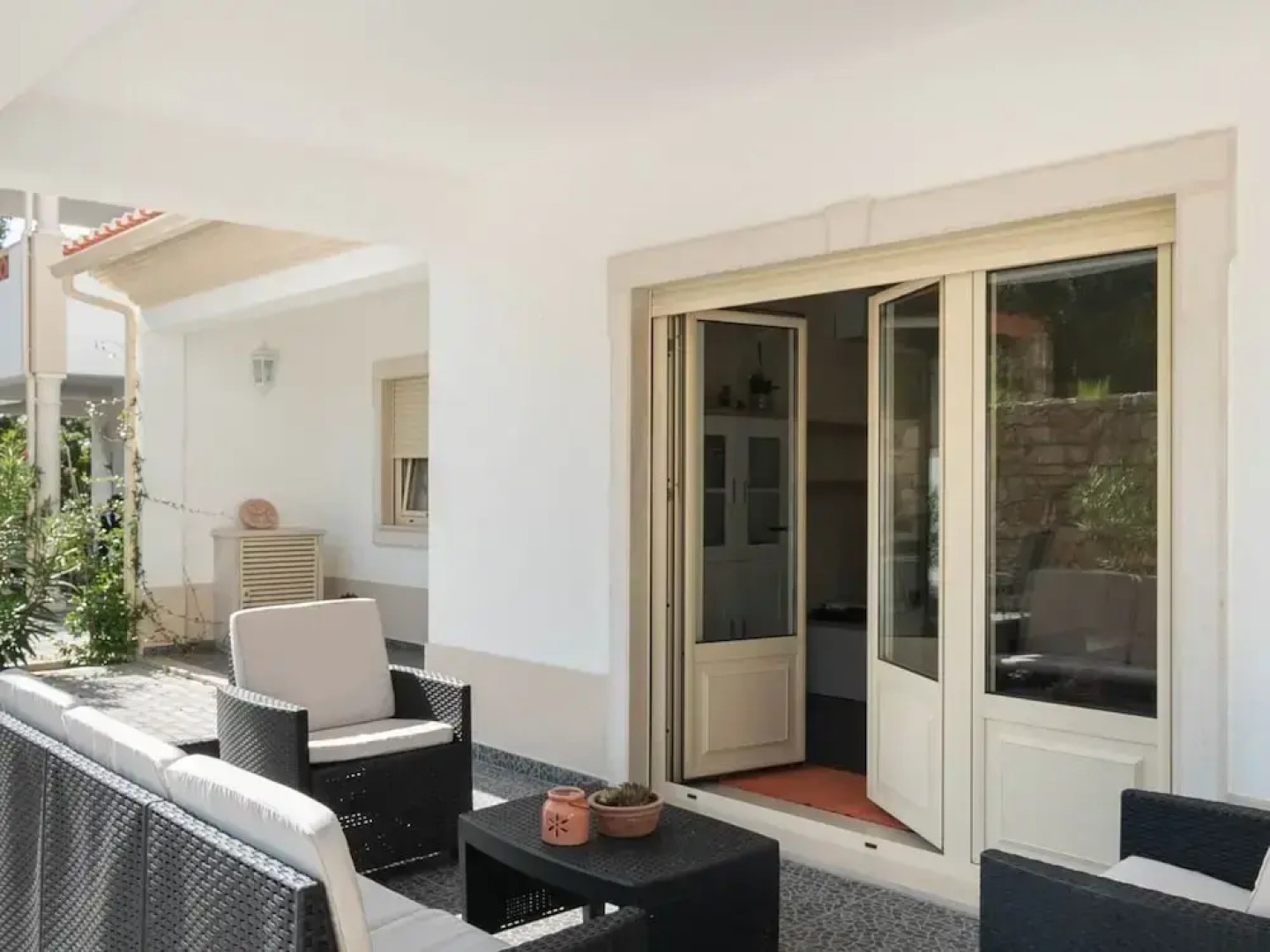 Modern Holiday Home in Lisbon With Private Pool & Jacuzzi! Ncasa Aurélie