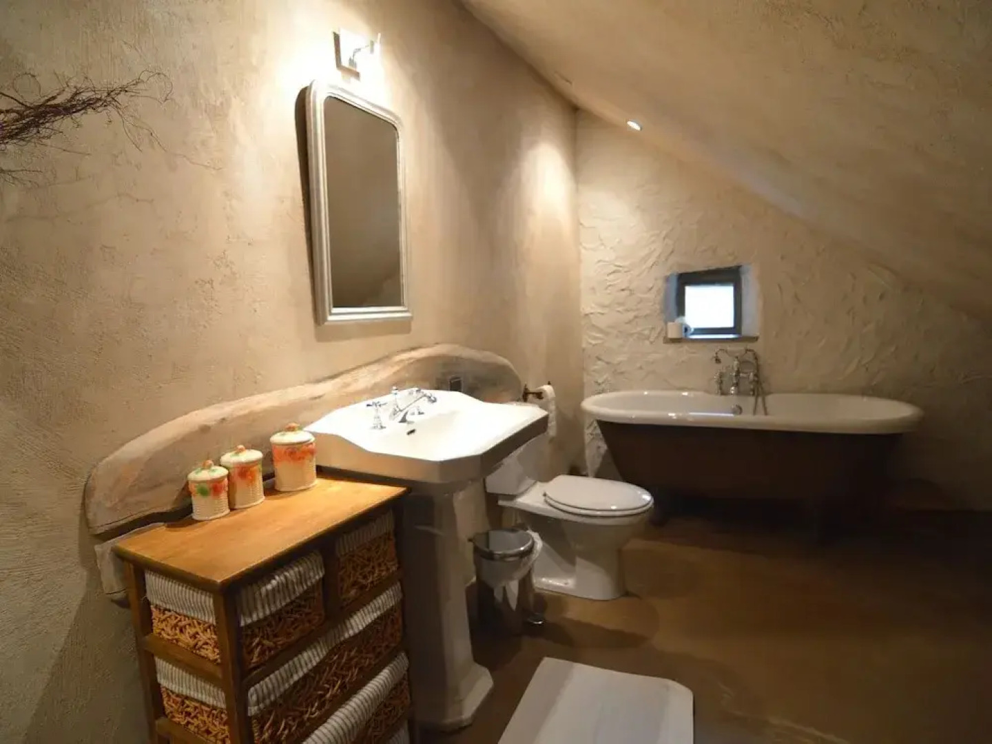 Luxurious Mill in Vresse-sur-Semois with Swimming Pool