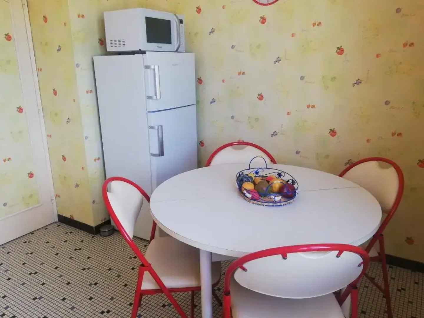 L'Opaline, Jolie Maison avec Jardin 6 pers,10km Honfleur, linge et internet inclus