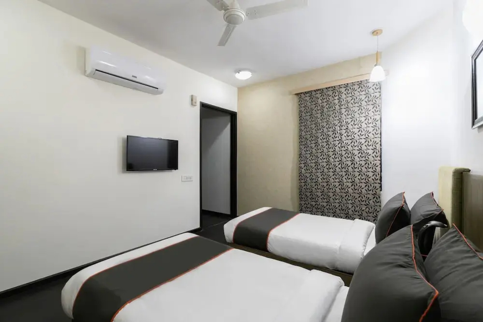 FabHotel Oriental Ellisbridge