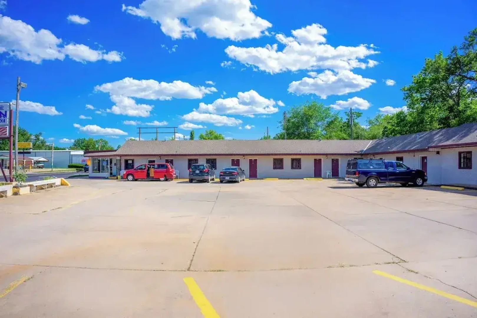 The Inn by El Dorado Lake