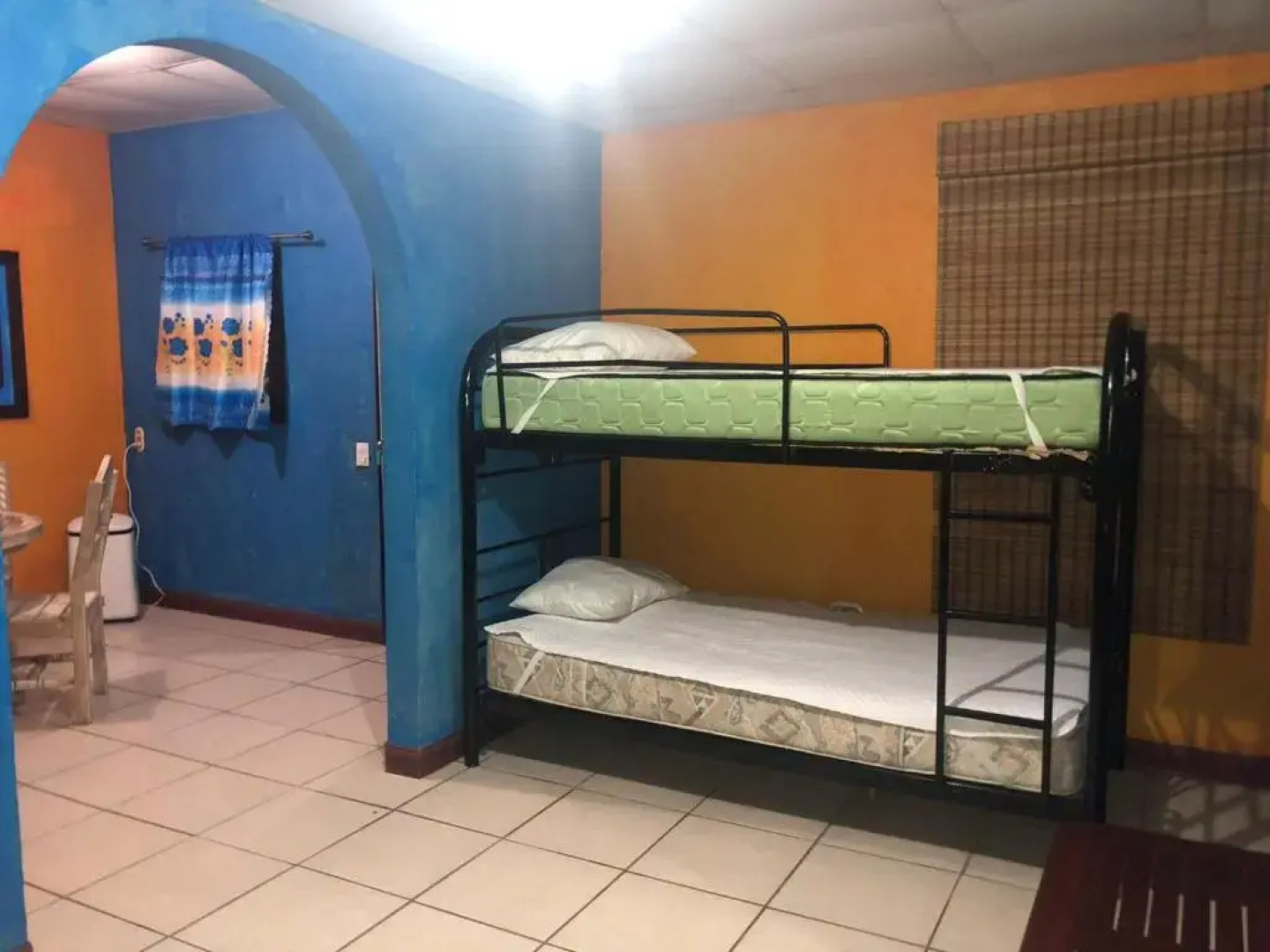 Palapa Hut Hostel & Camping