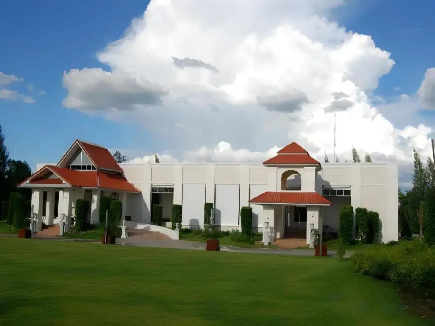 Rachawadee Resort & Hotel