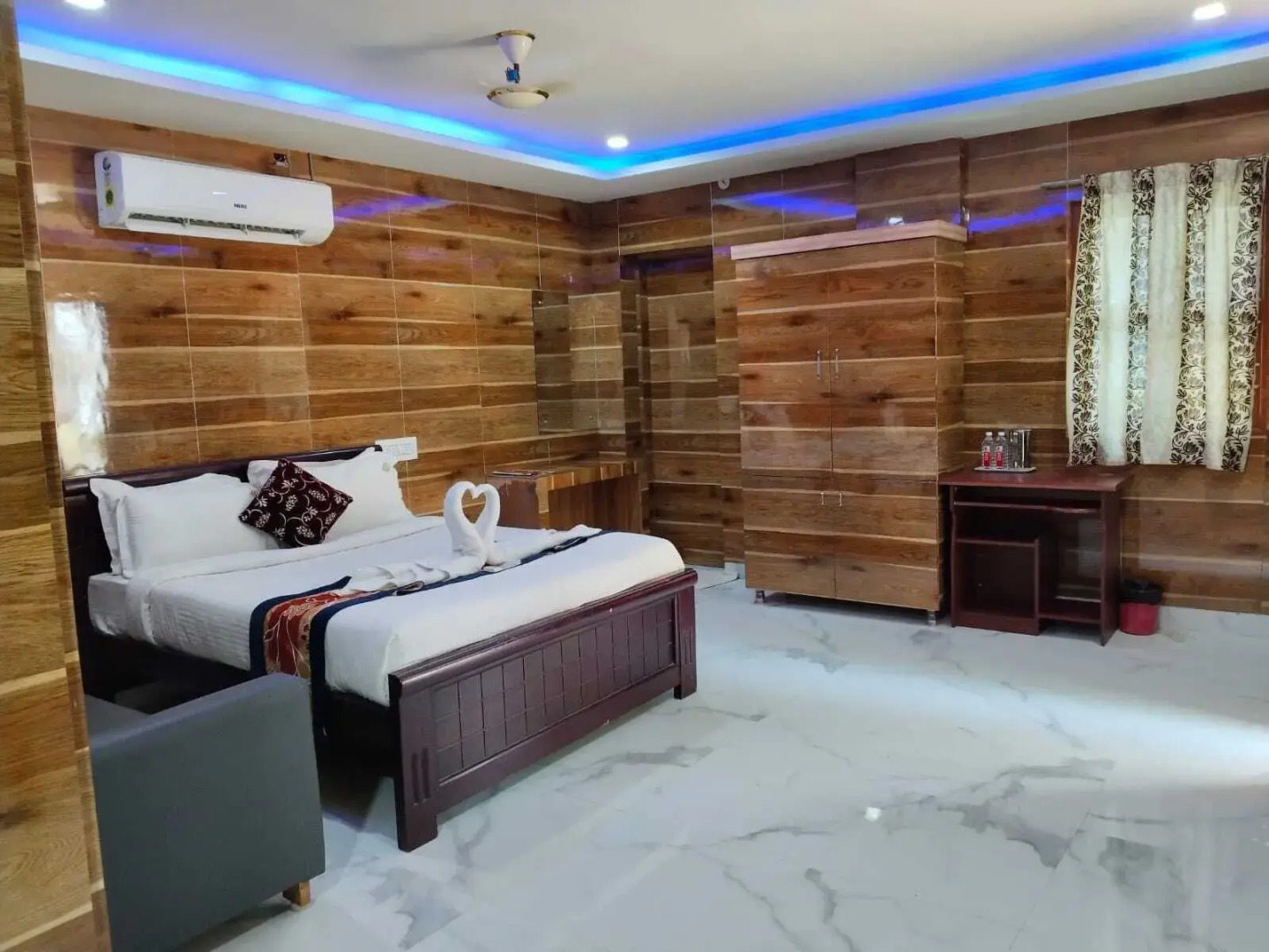 Thavika O Nila Resort Yelagiri