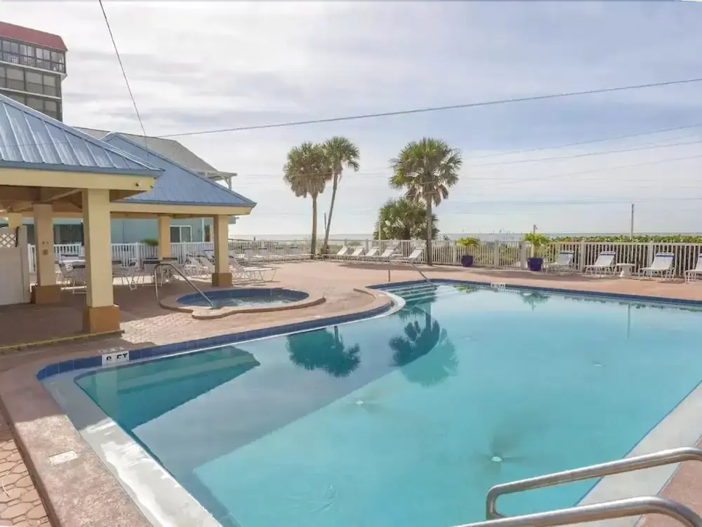 San Remo Beach Front Condo Star5Vaca