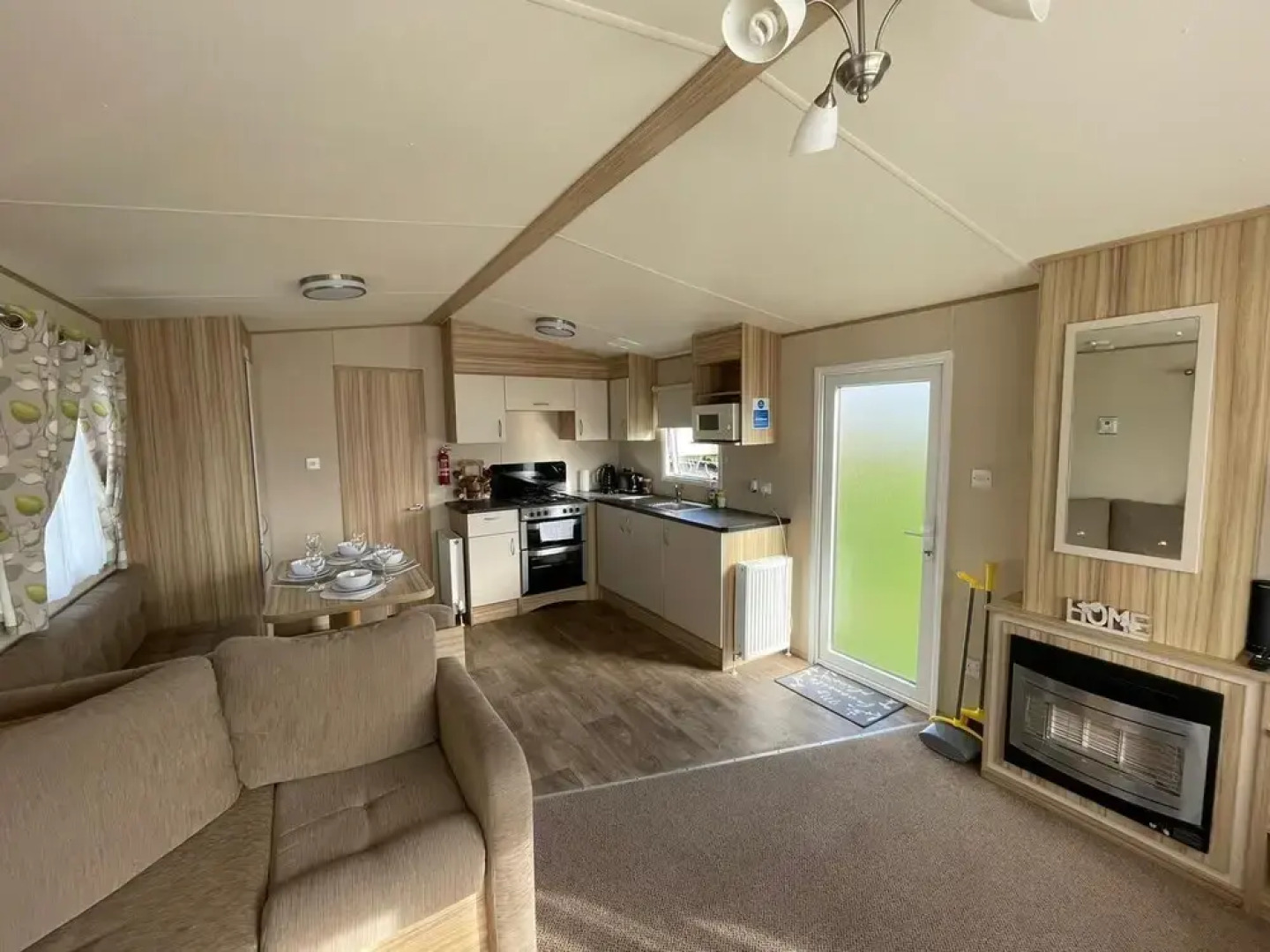 Holiday Park Caravan Fluffy in Harts Holiday Park