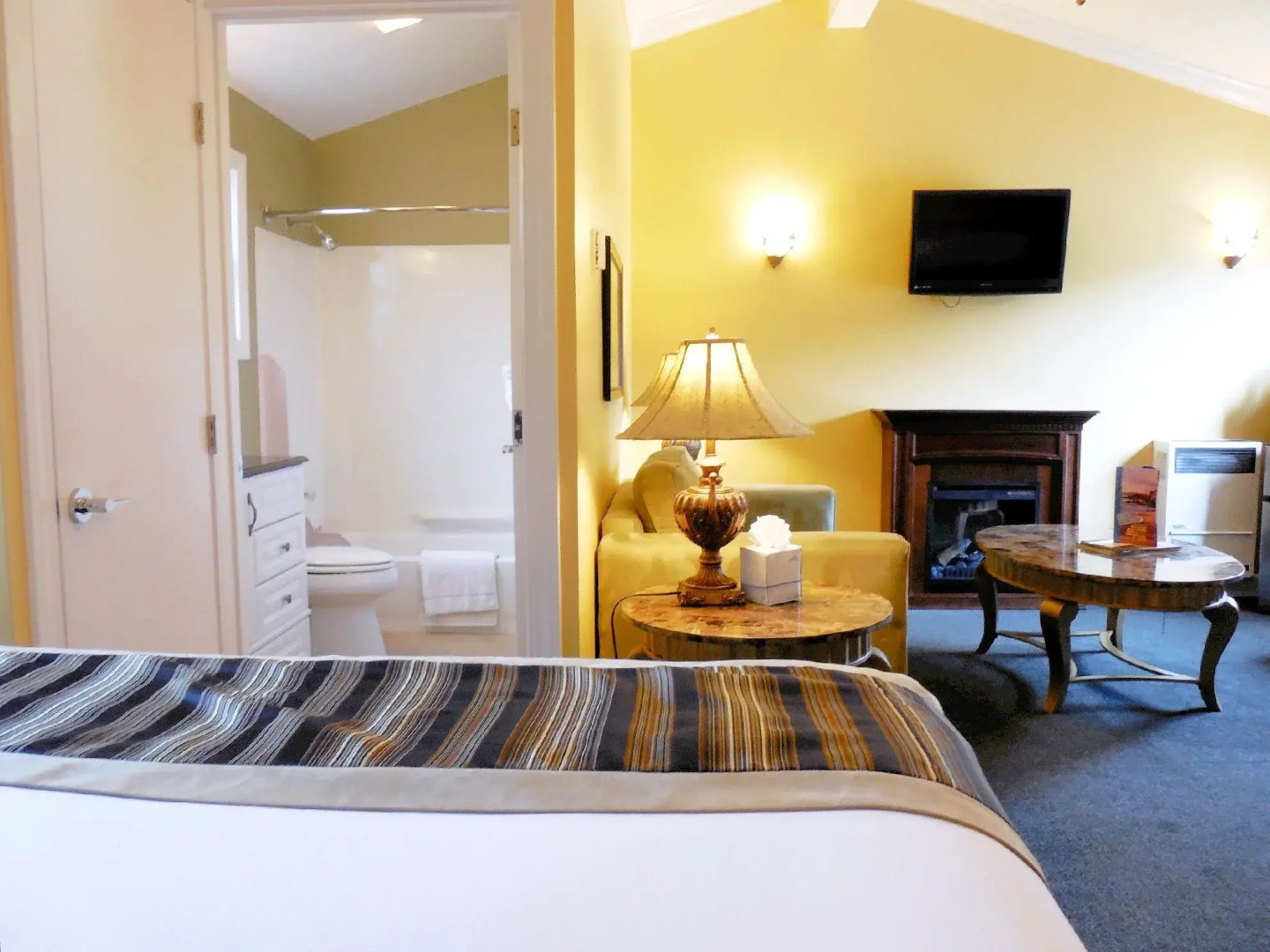 Sea Breeze Inn And Cottages