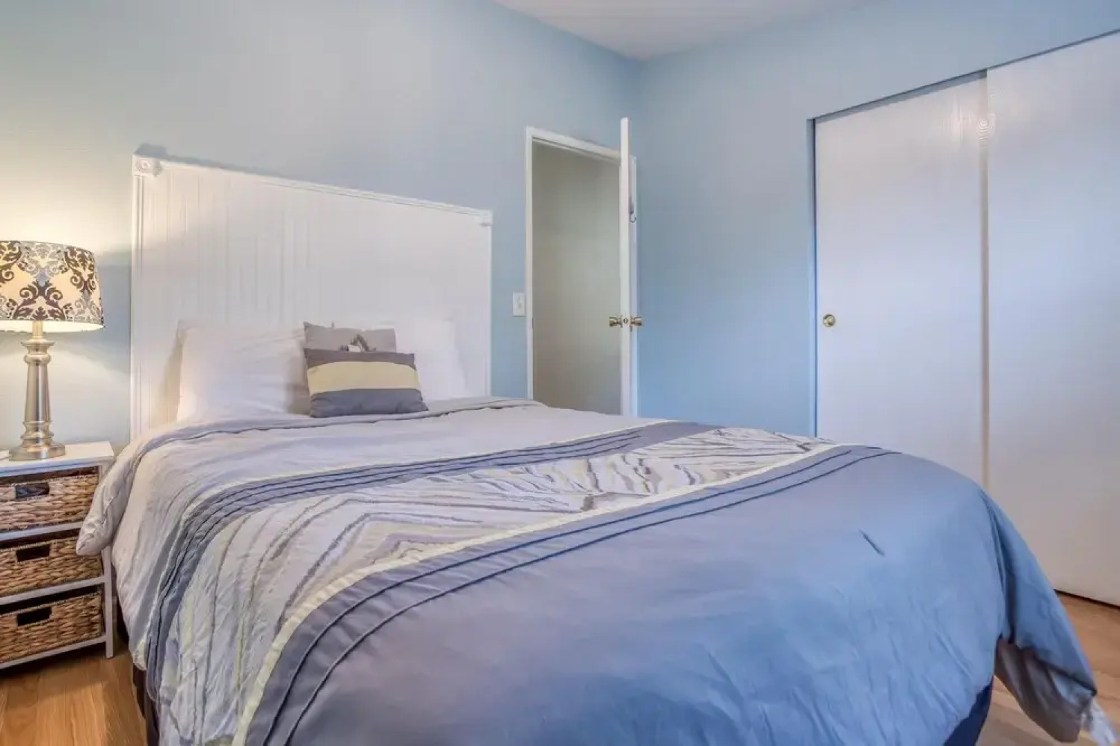 Crow's Coastal Cottage