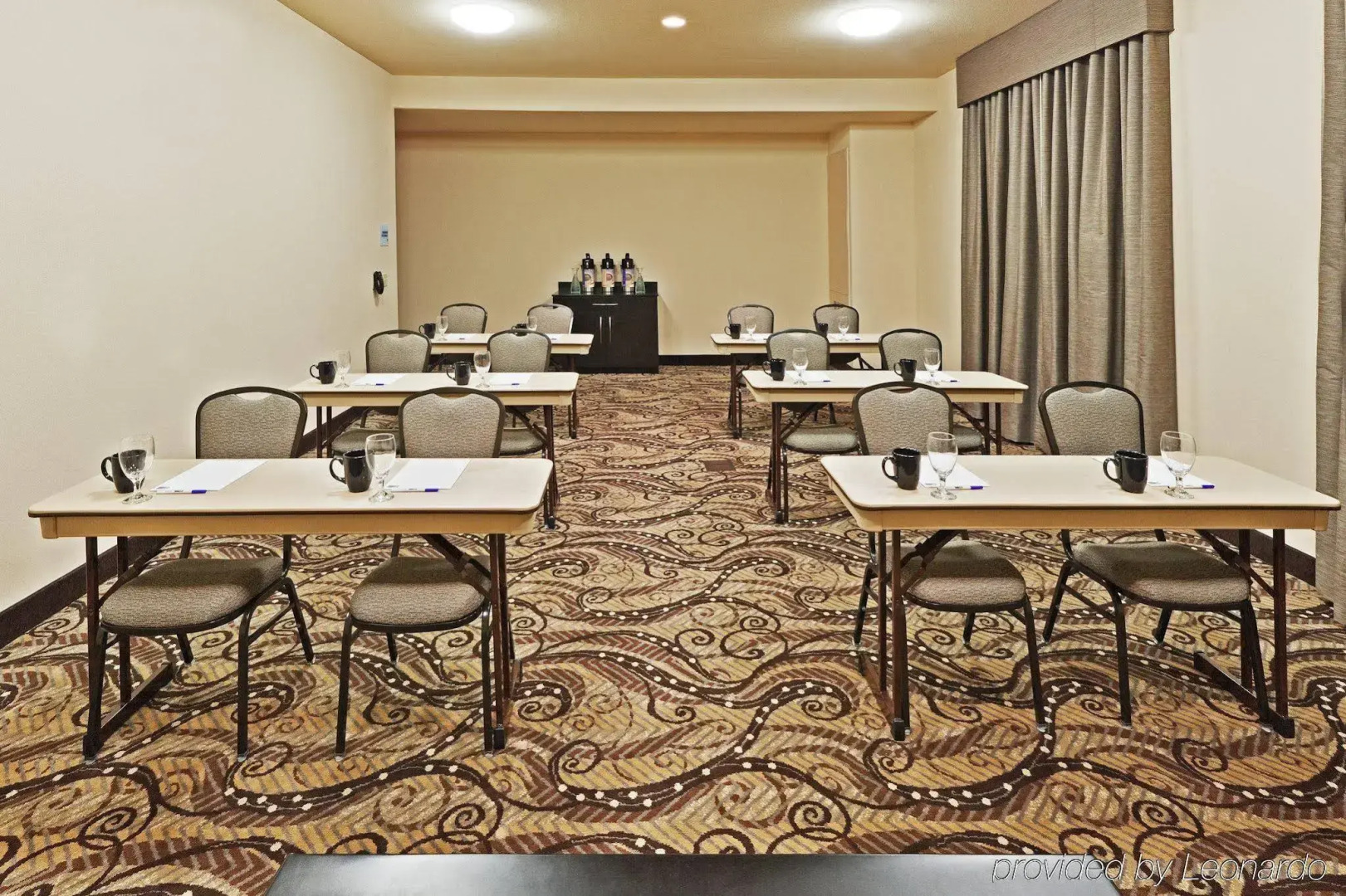 Holiday Inn Express & Suites Oklahoma City NW-Quail Springs by IHG
