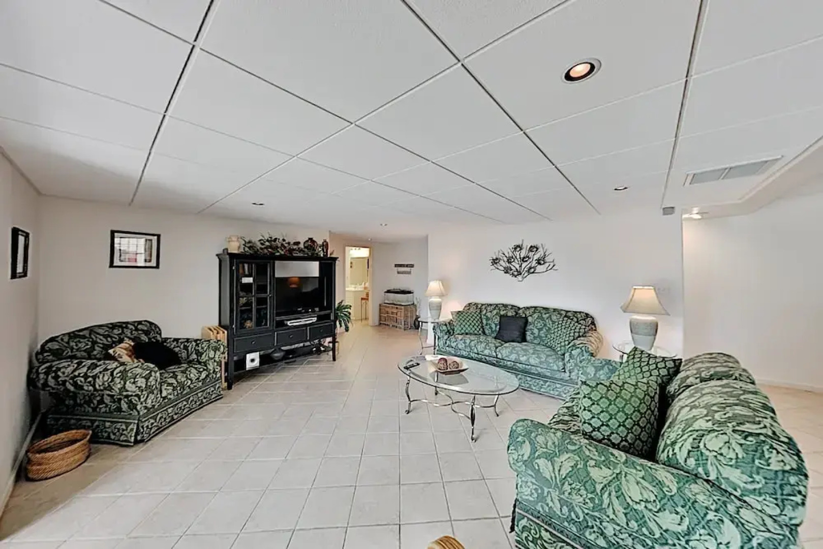 26windrd 5 Bedroom Home