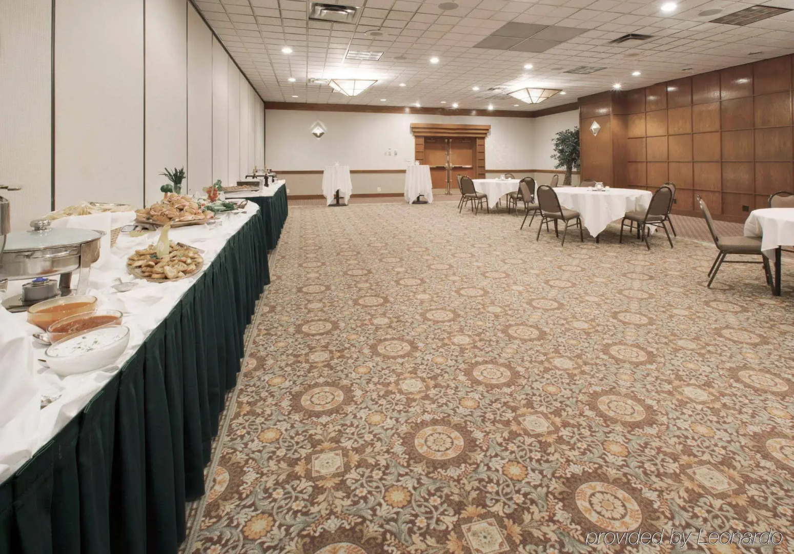 Holiday Inn Hotel & Suites Des Moines - Northwest by IHG