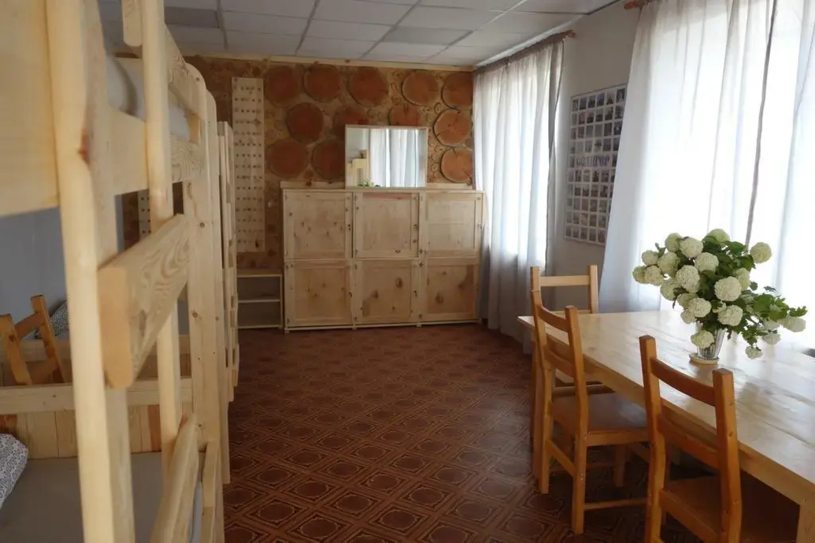 SOROGA SELIGER Hostel