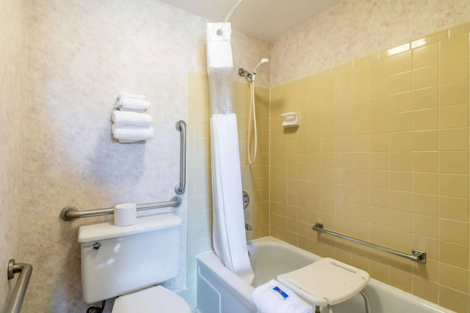 Motel 6 Eau Claire, WI