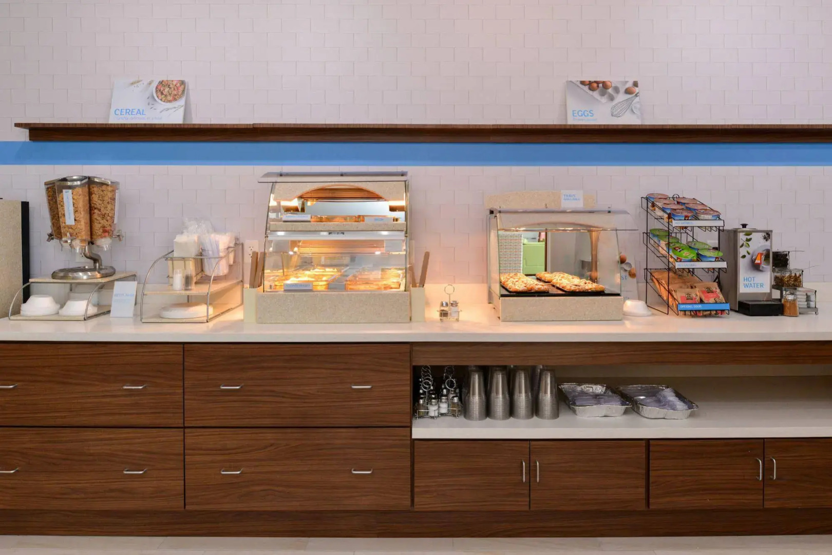 Holiday Inn Express & Suites St. Petersburg - Madeira Beach by IHG