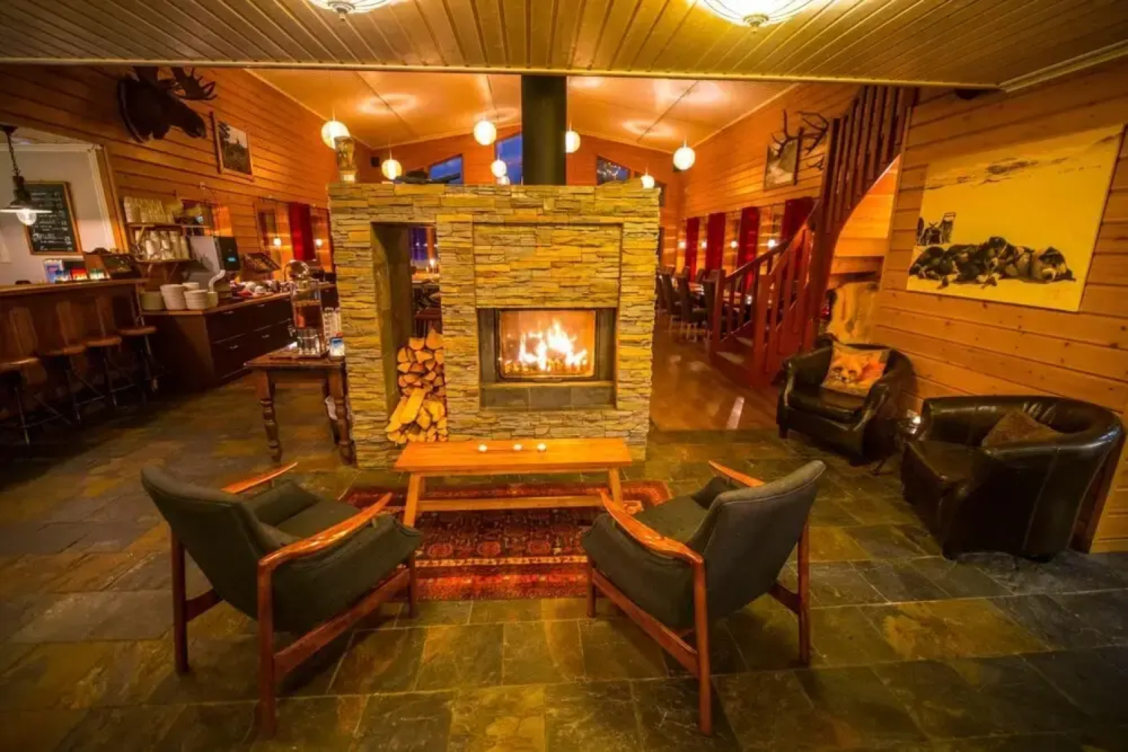Pinetree Lodge