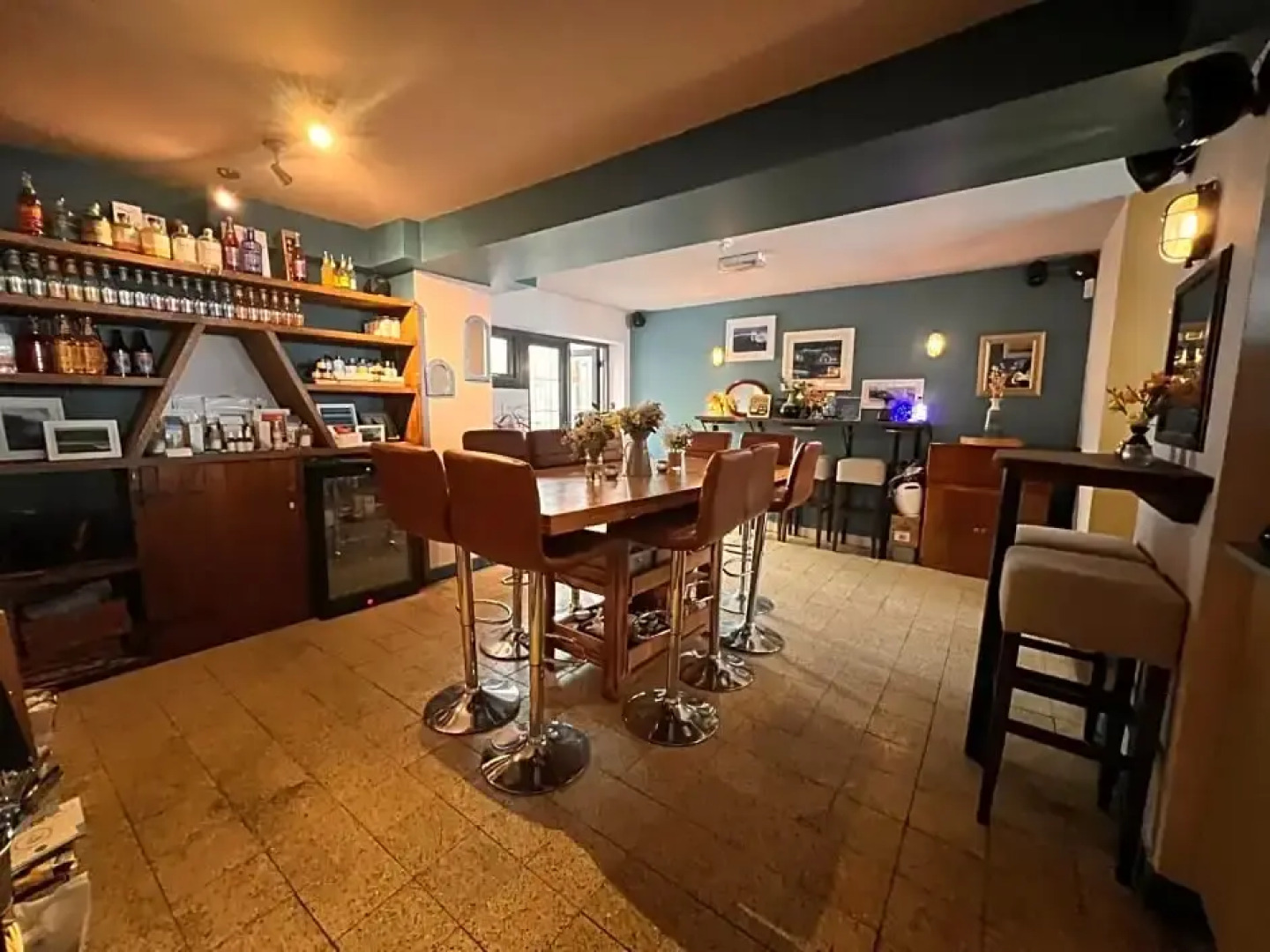 55 Yards Bar and Townhouse