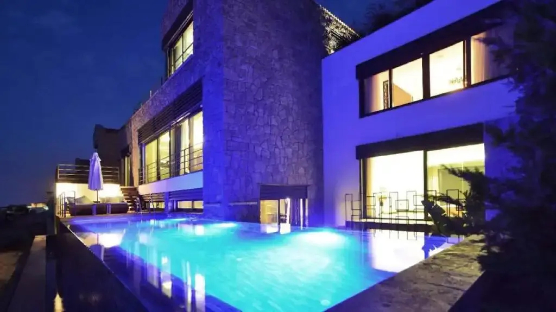 4 Bedroom Luxury Villa Located in Yalikavak With Marvelous Sea View Tranquilit