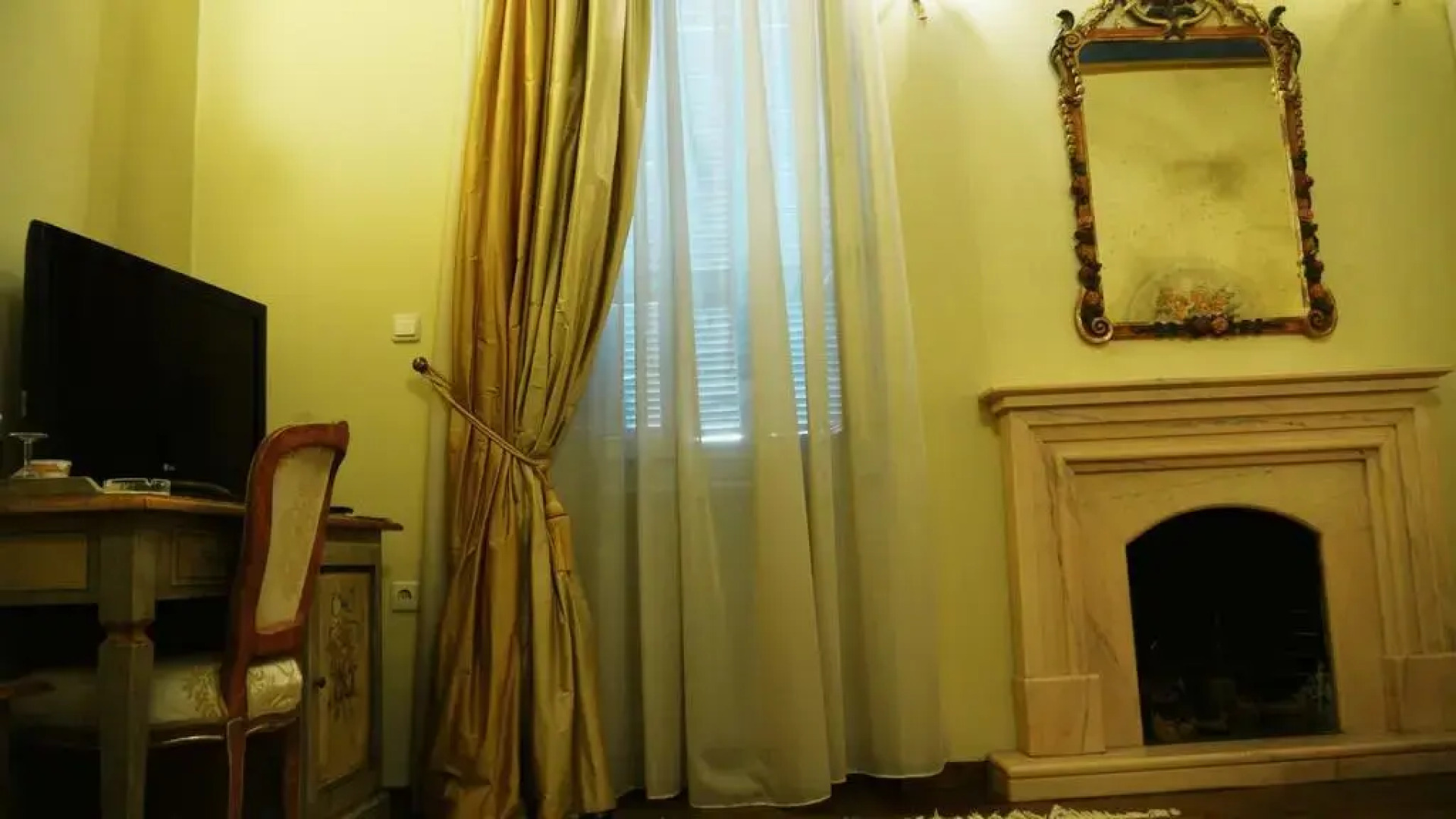 Palaiologos Luxury City Hotel