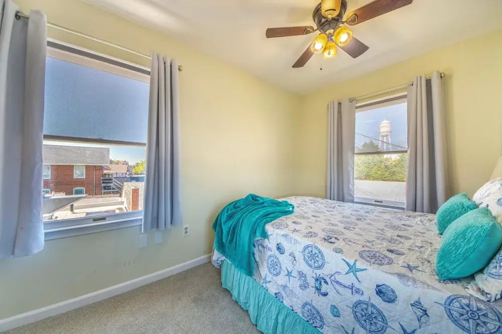 Stroll Into Town: Cozy Apartment in Kilmarnock