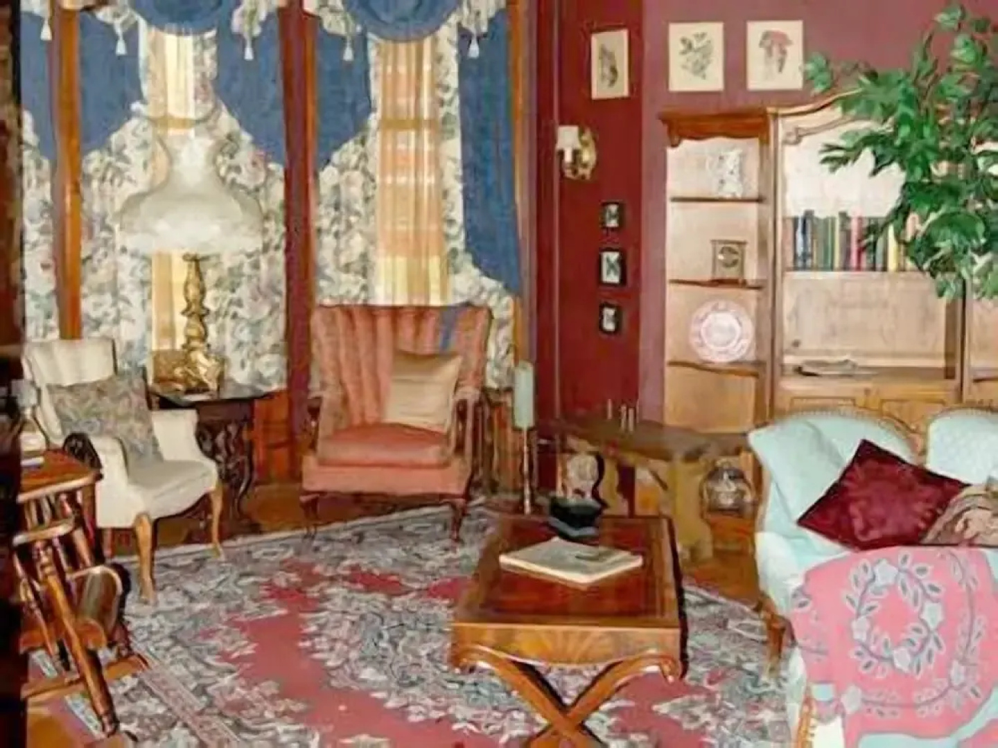 Schuster Mansion Bed & Breakfast