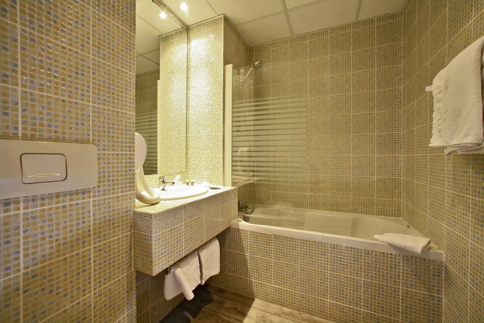 The Originals City, Hotel de Bordeaux, Bergerac center