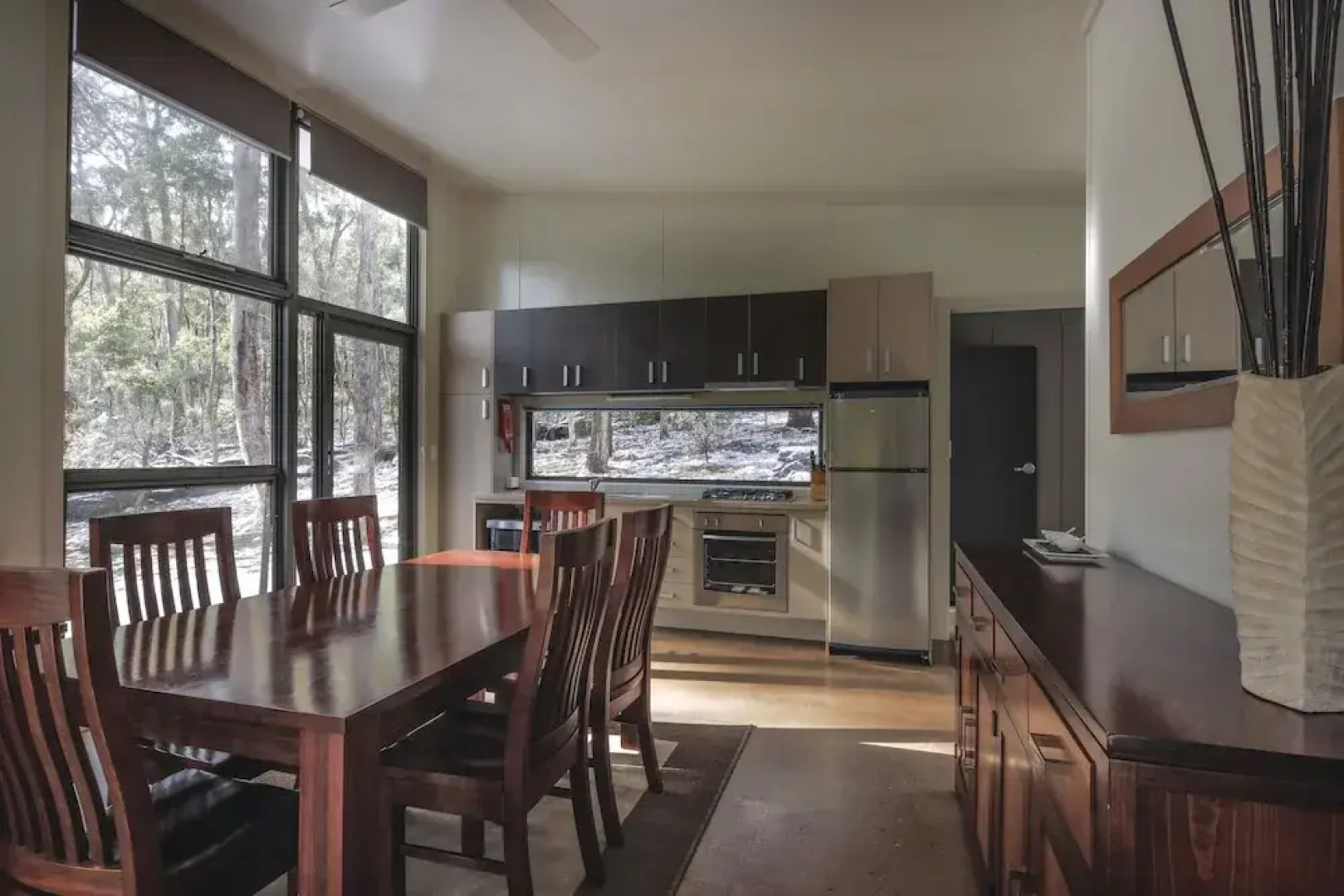 Yarrangobilly Caves House