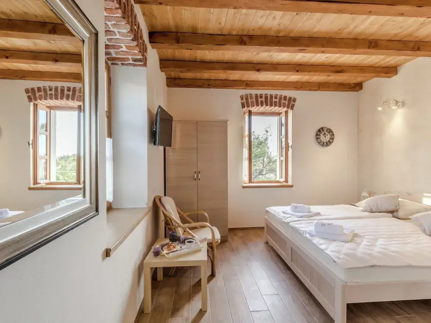 Villa in Sukosan With Pool Near the Sea