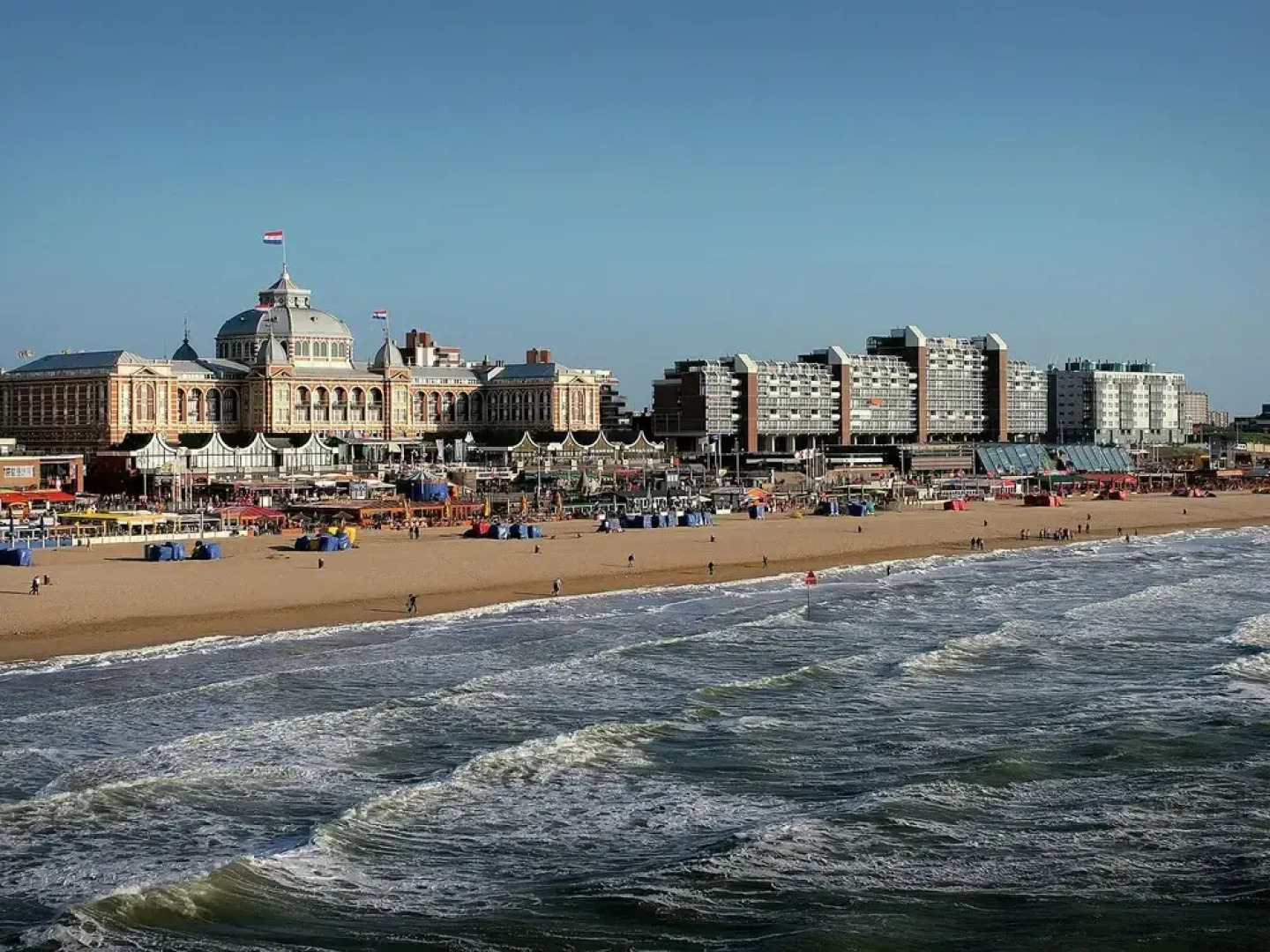 Beautiful Houseboat With Terrace, Jacuzzi