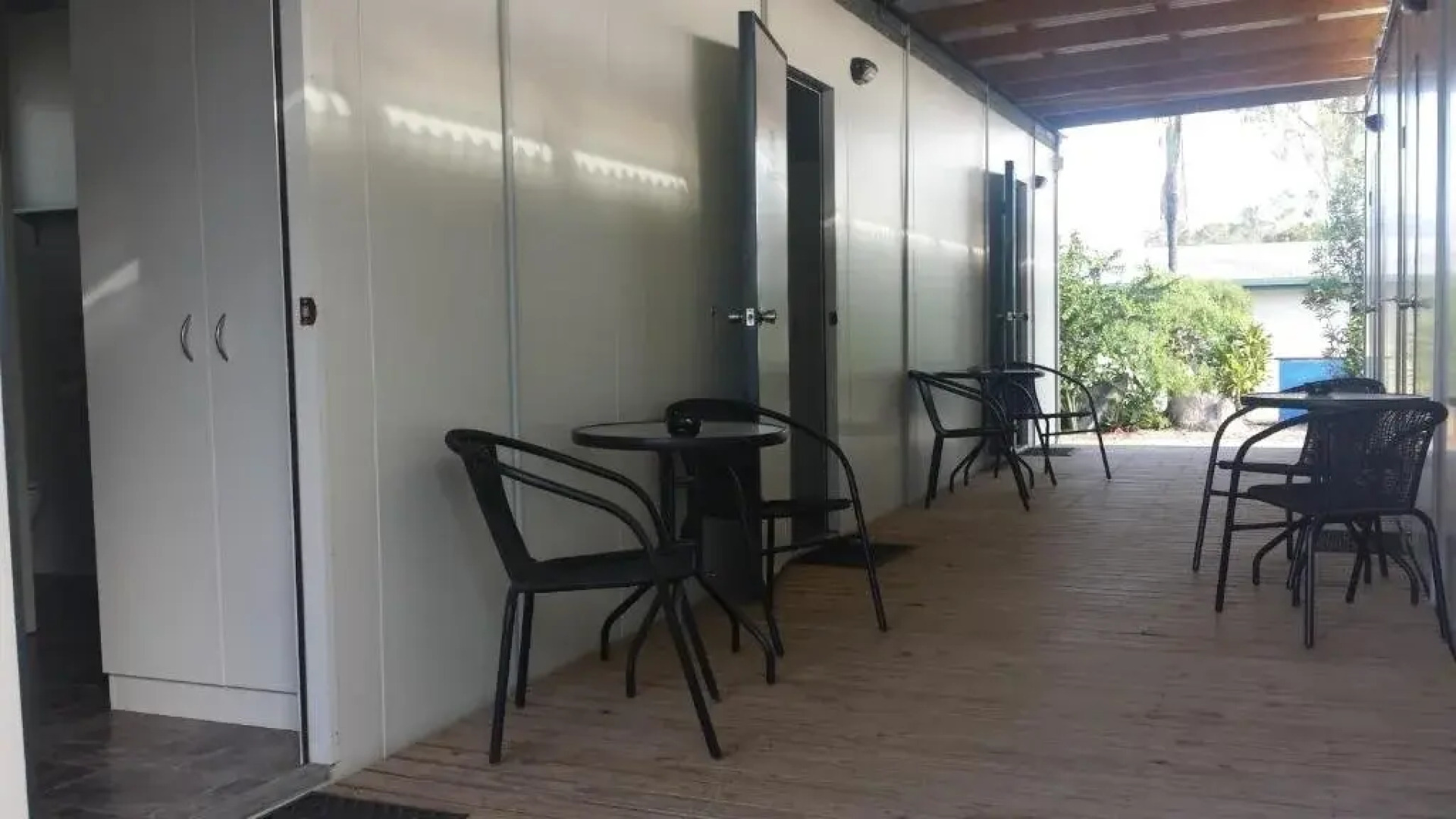 Bushchooks Travellers Village