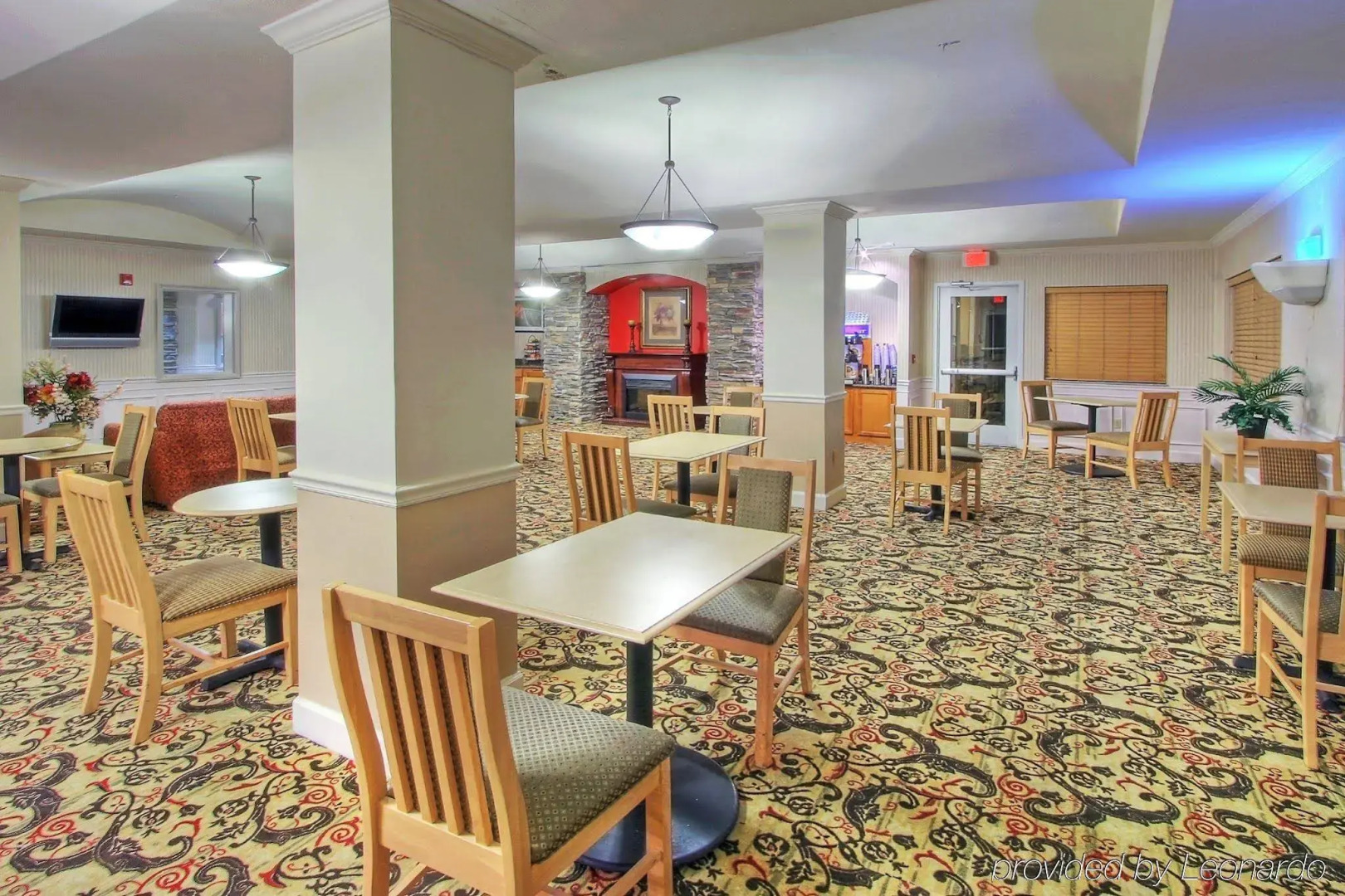 Holiday Express & Suites Portales by IHG