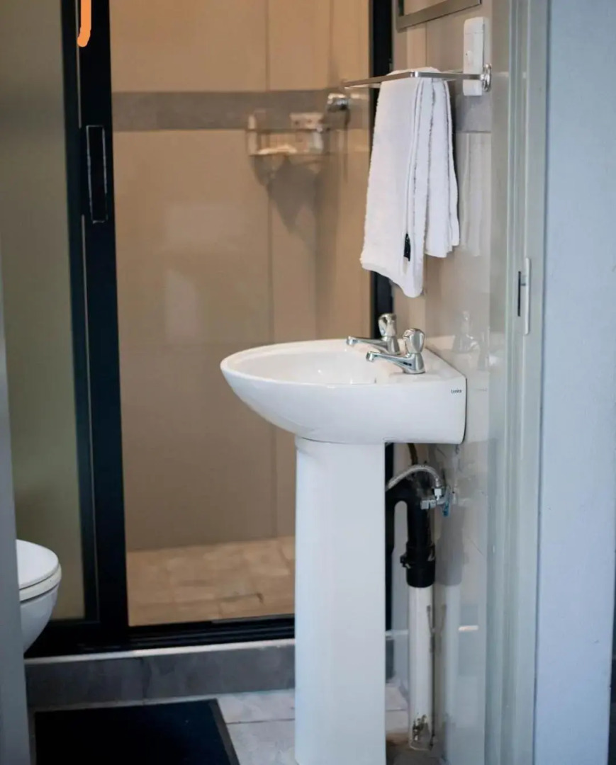 President Guest Lodge