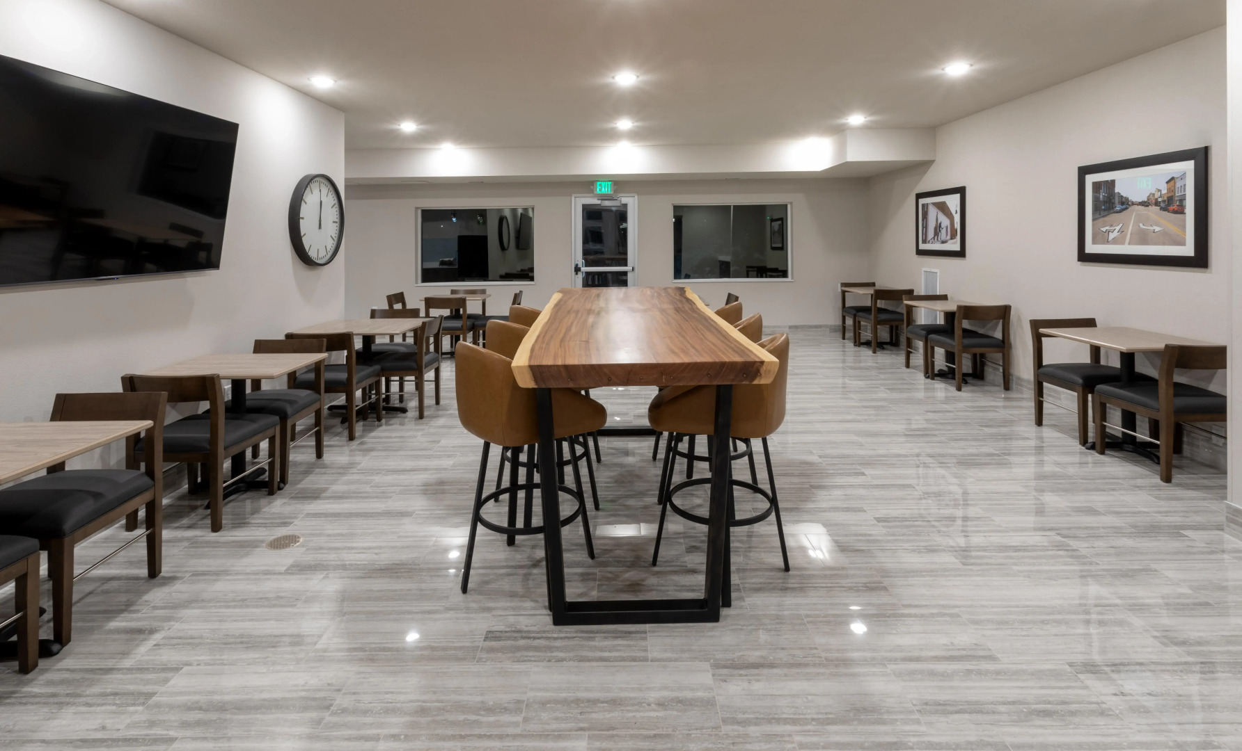 GrandStay Hotel & Suites Kaukauna