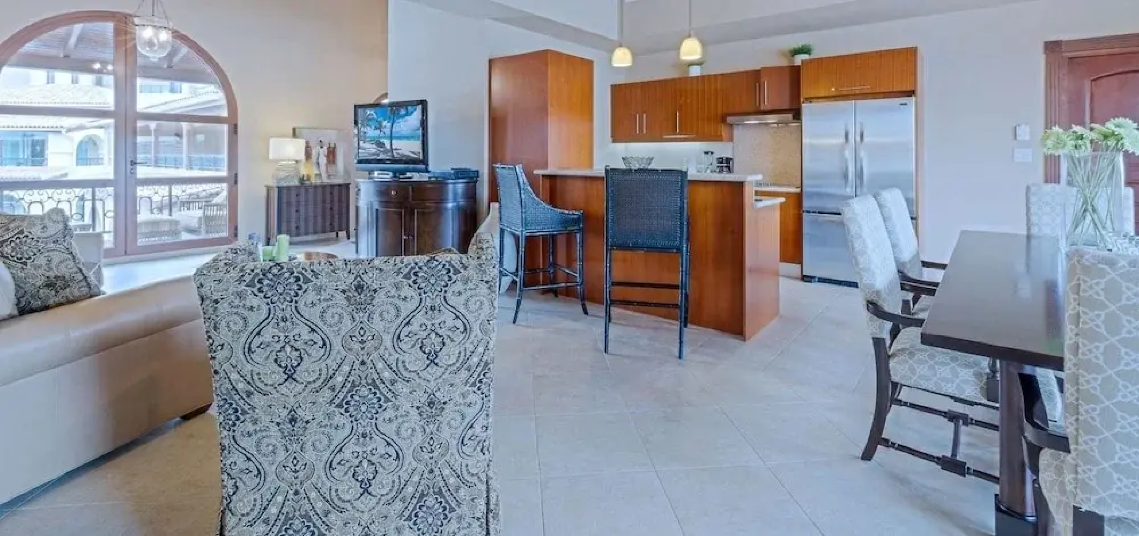 Condo Marina 360