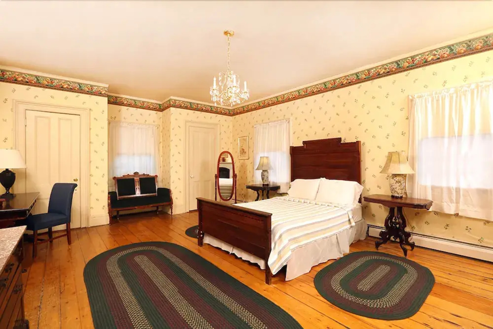 The old Court bed and Breakfast