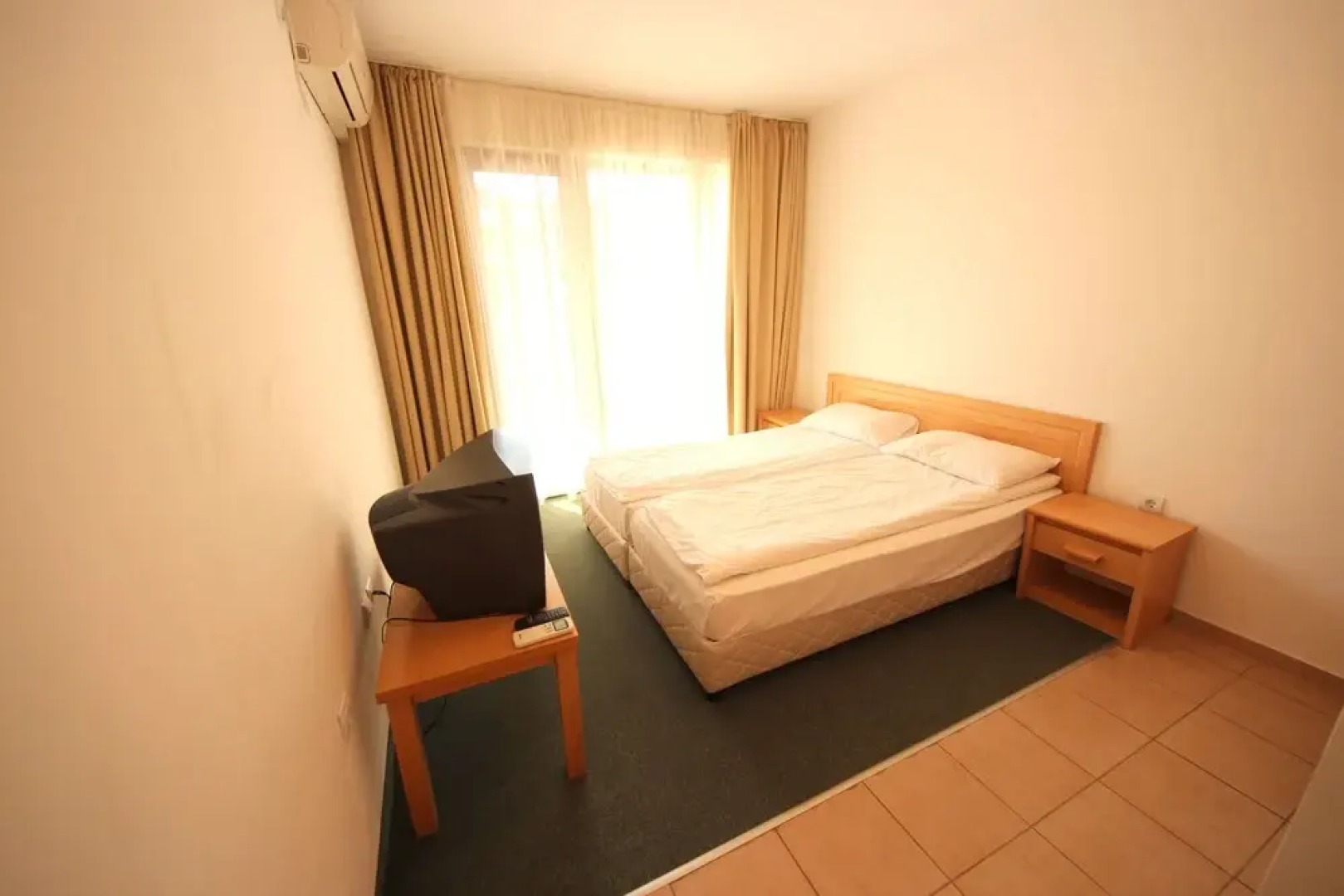 Marina Cape by Menada