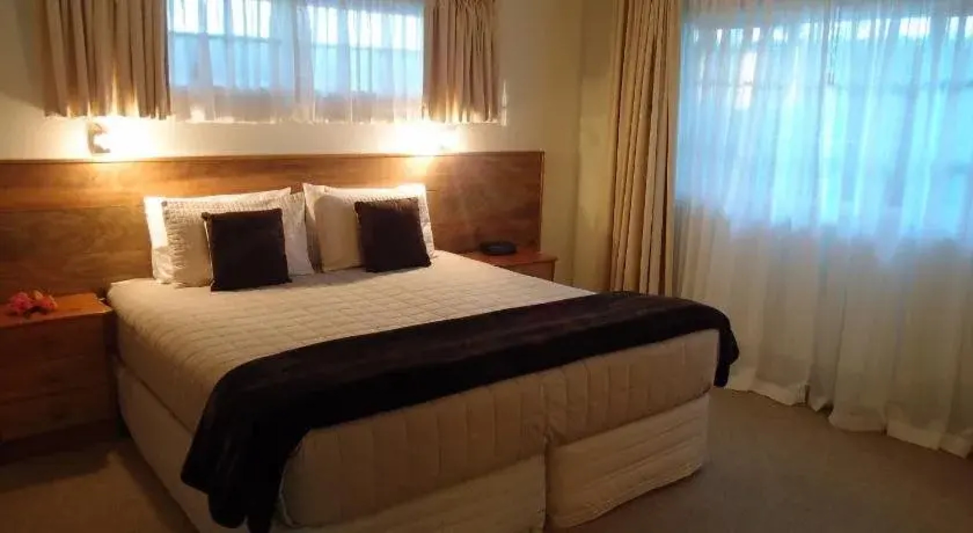 Shiralee Executive Cottages