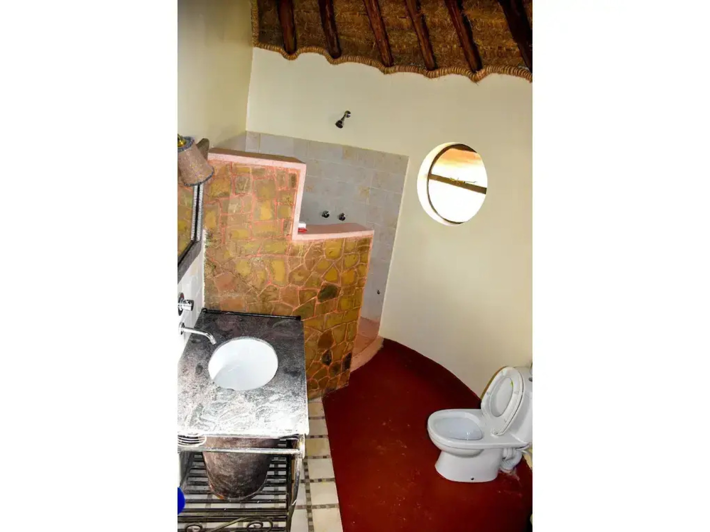 Enchipai Campsite and Cottages