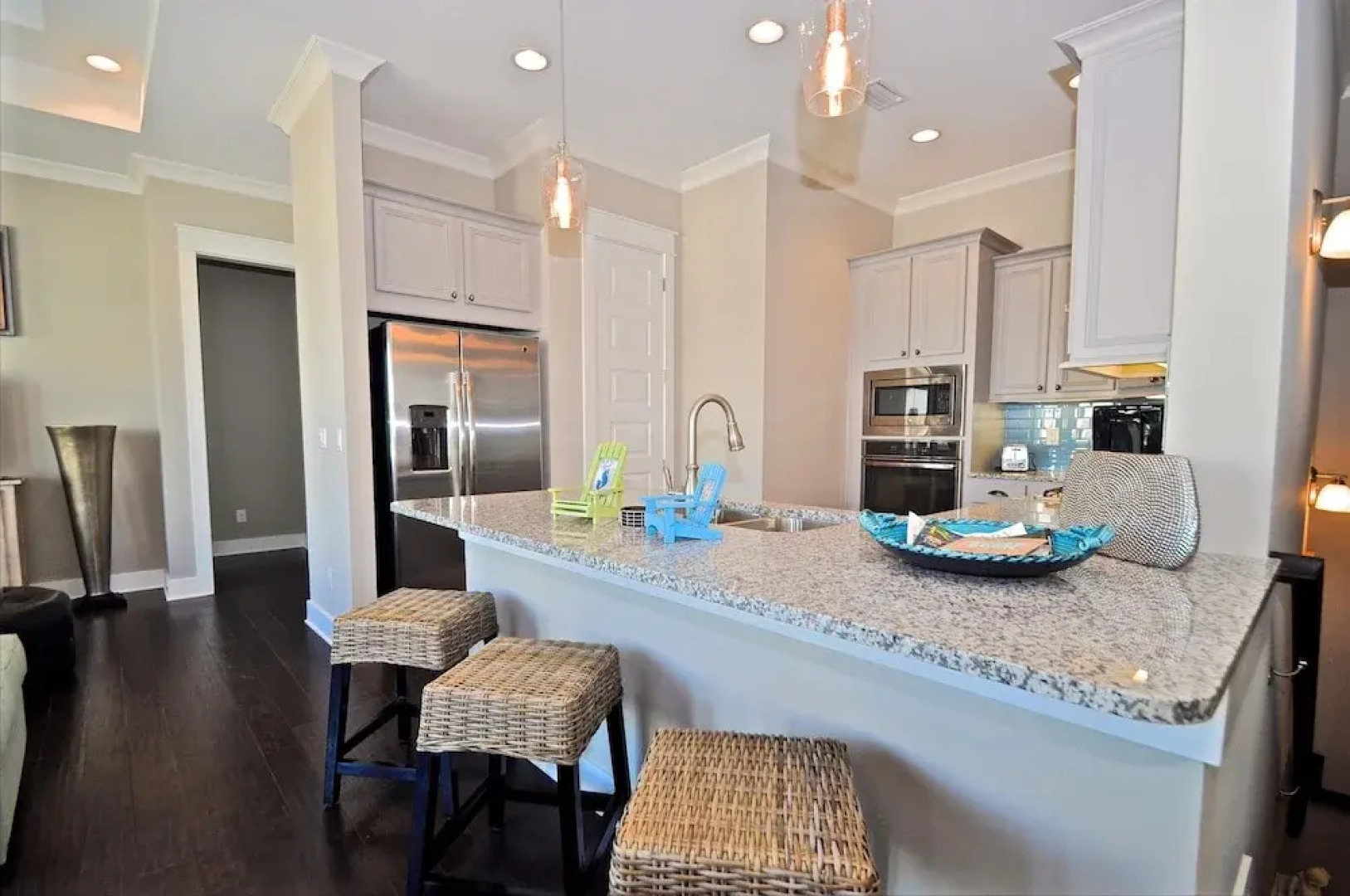 Hub A Hubba 2 Bedroom Condo By Coastal Dreamin