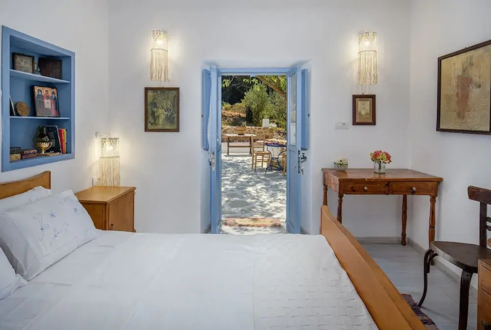 The Aegean blue country house Old Milos