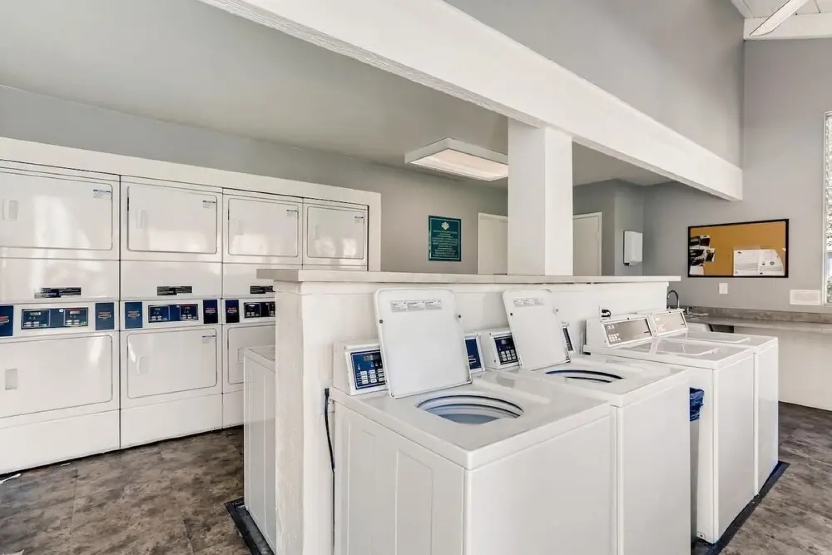 NEW - Private Entrance 2BR/BATH Next To Ritz Carlton Laguna - Walk To Beach! (MB3)