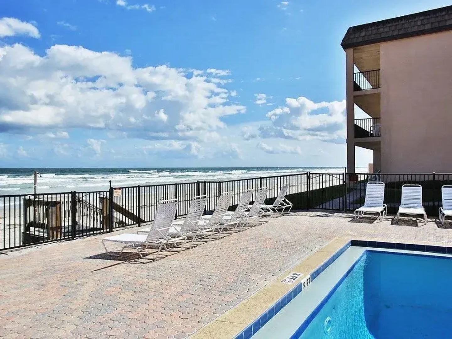 4495 S. Atlantic Ave #306S 2/2 Ocean front - 2 Br condo by RedAwning