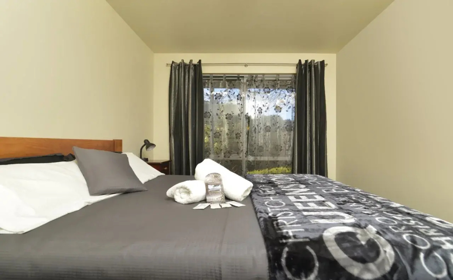 Tombstone Motel, Lodge & Backpackers