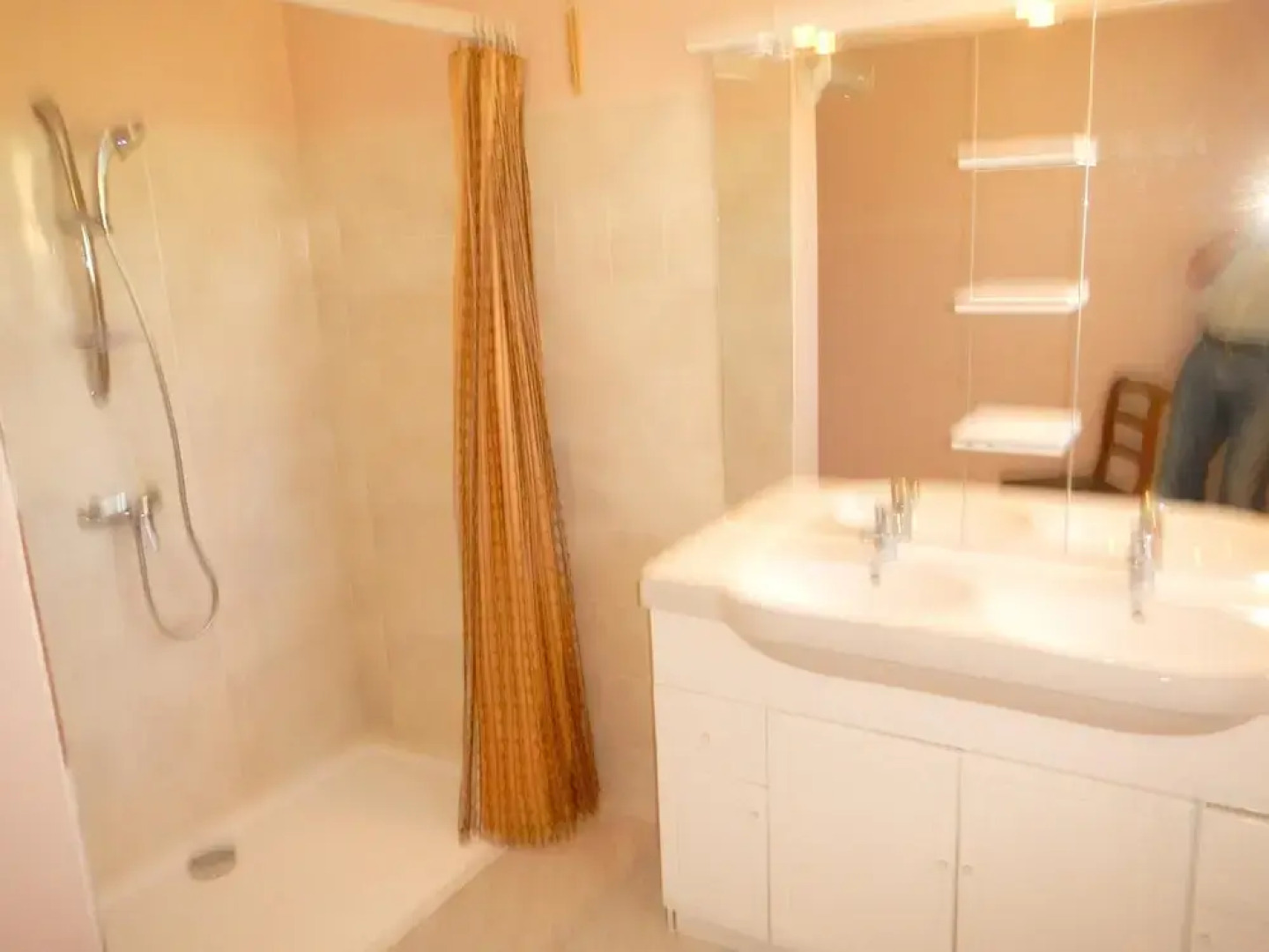 House With 6 Bedrooms in Banassac, With Wonderful Mountain View and En