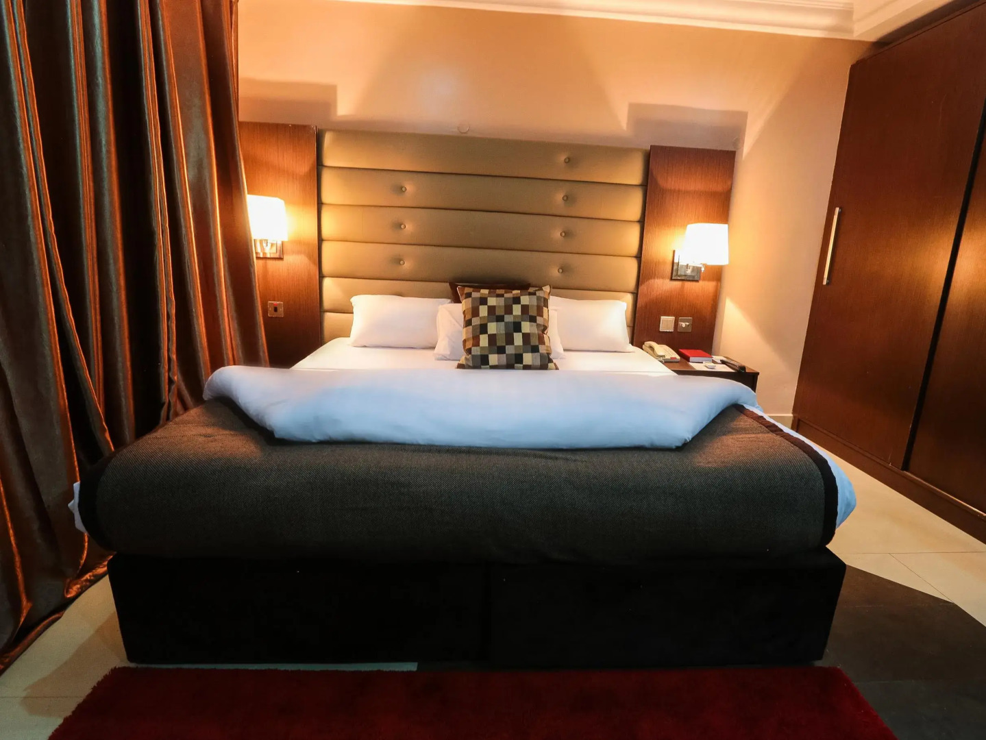 GolfView Suites & Conference Center