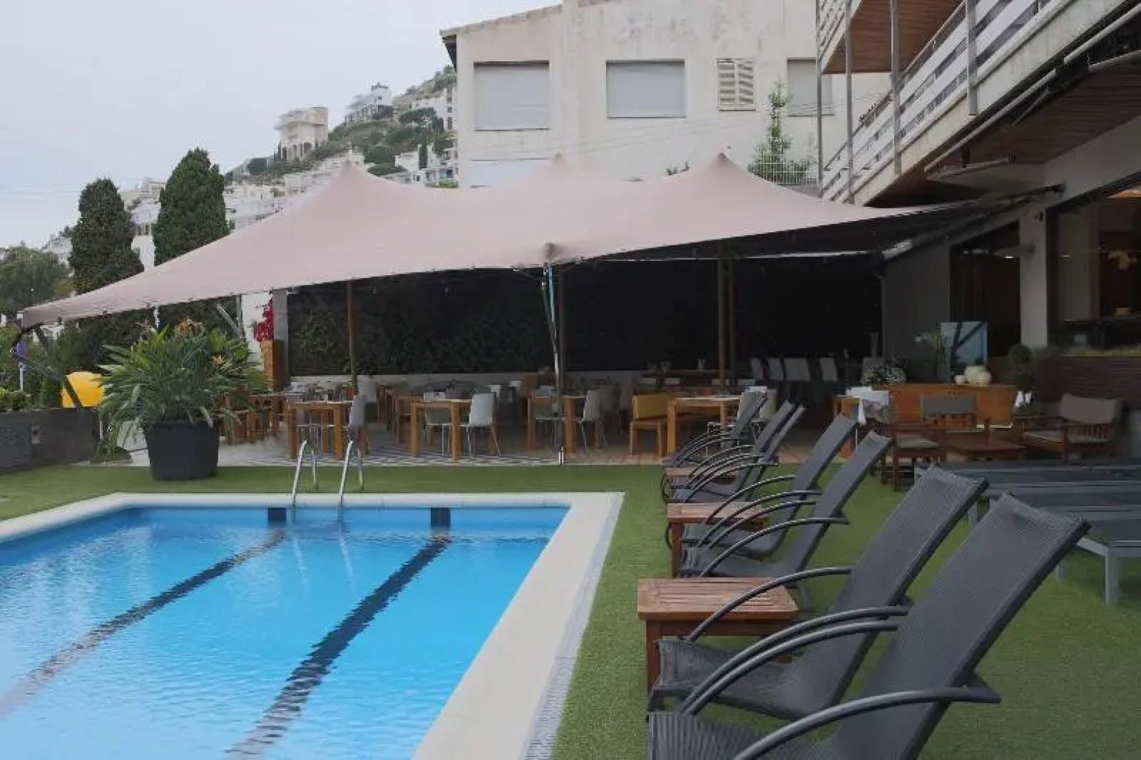 Canyelles Marina 3000