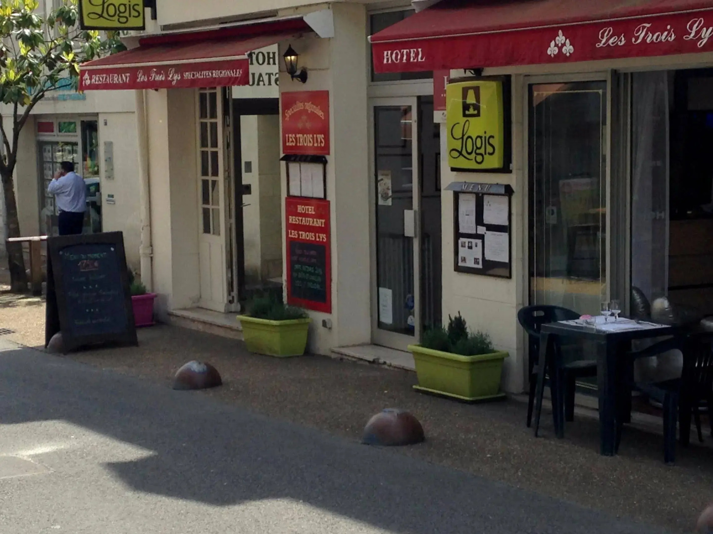 Hôtel Les Trois Lys