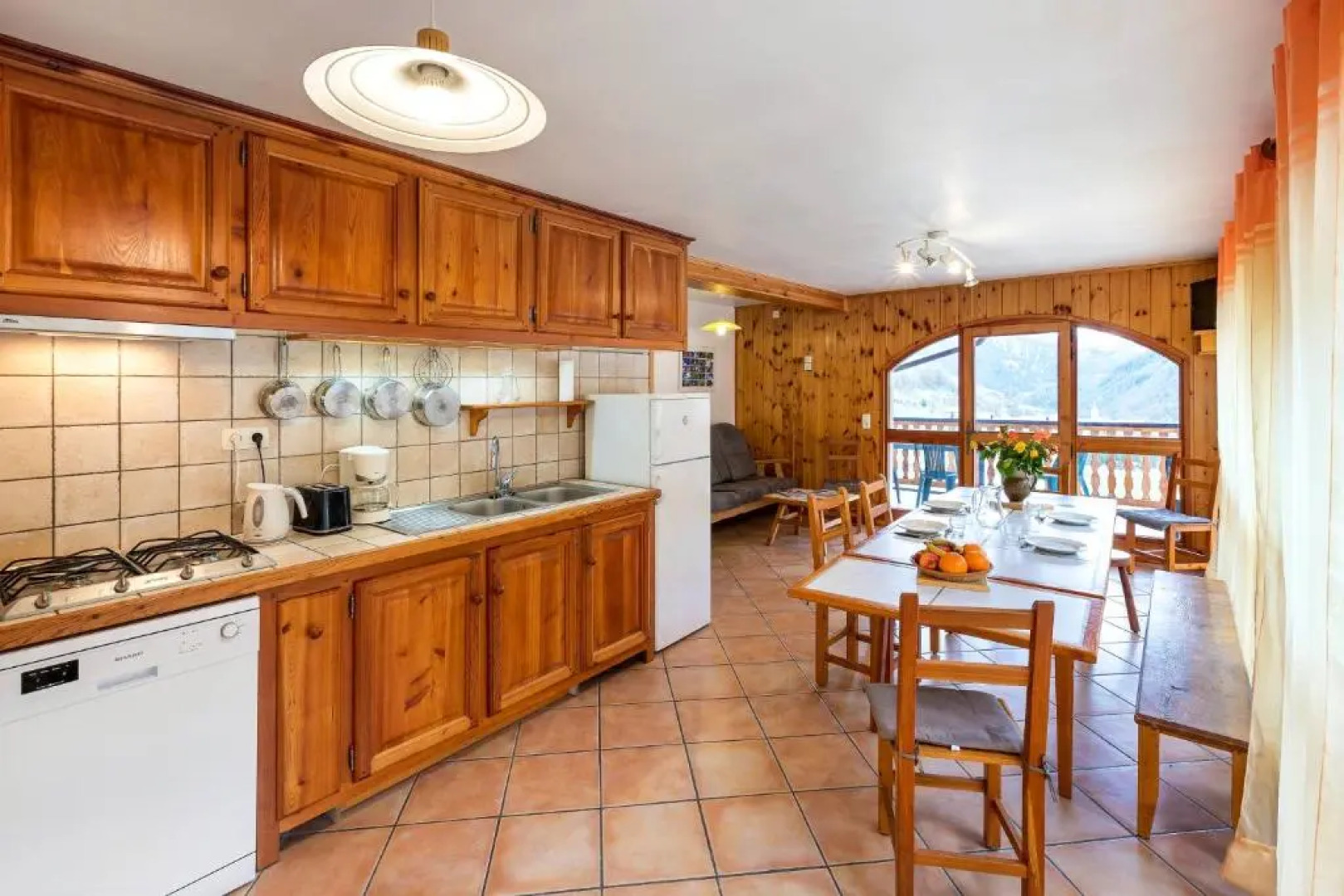 Appartement de 3 chambres avec jardin clos et wifi a Arvieux a 1 km des pistes