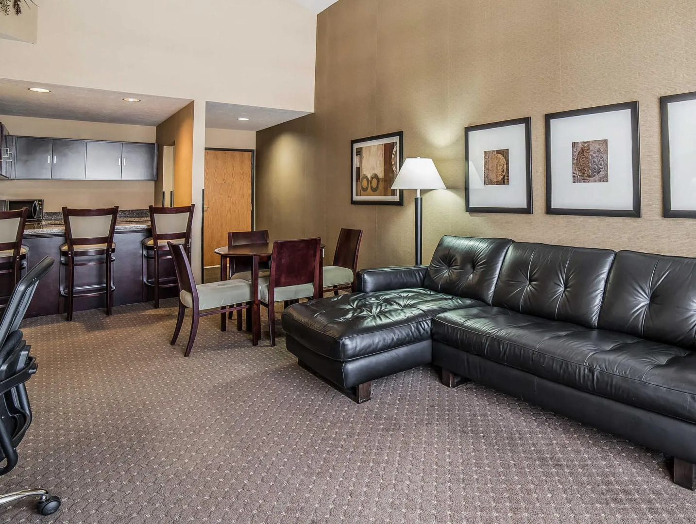 Comfort Suites Ogden Conference Center