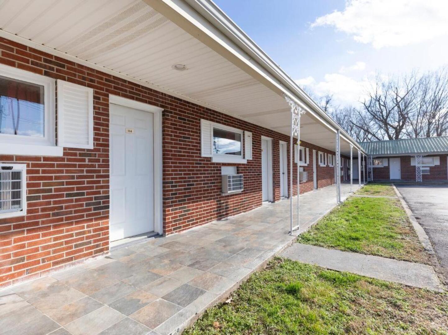 OYO Hotel Cave City KY